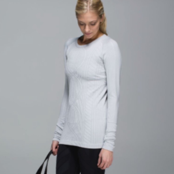 LULULEMON WOMENS REST LESS LONG SLEEVE CREWNECK SHIRT TOP SILVER SPOON SZ 4 GRAY - Picture 2 of 9